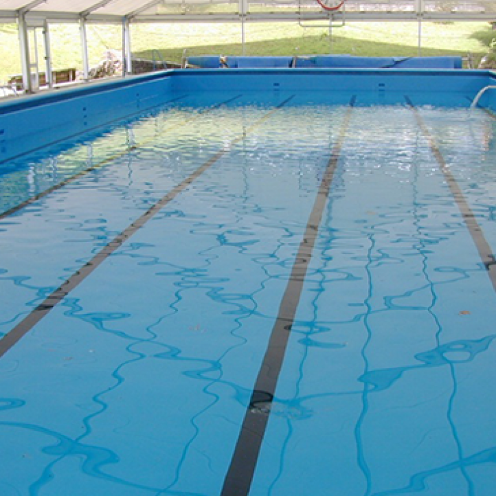 151102 Painting Simming Pools